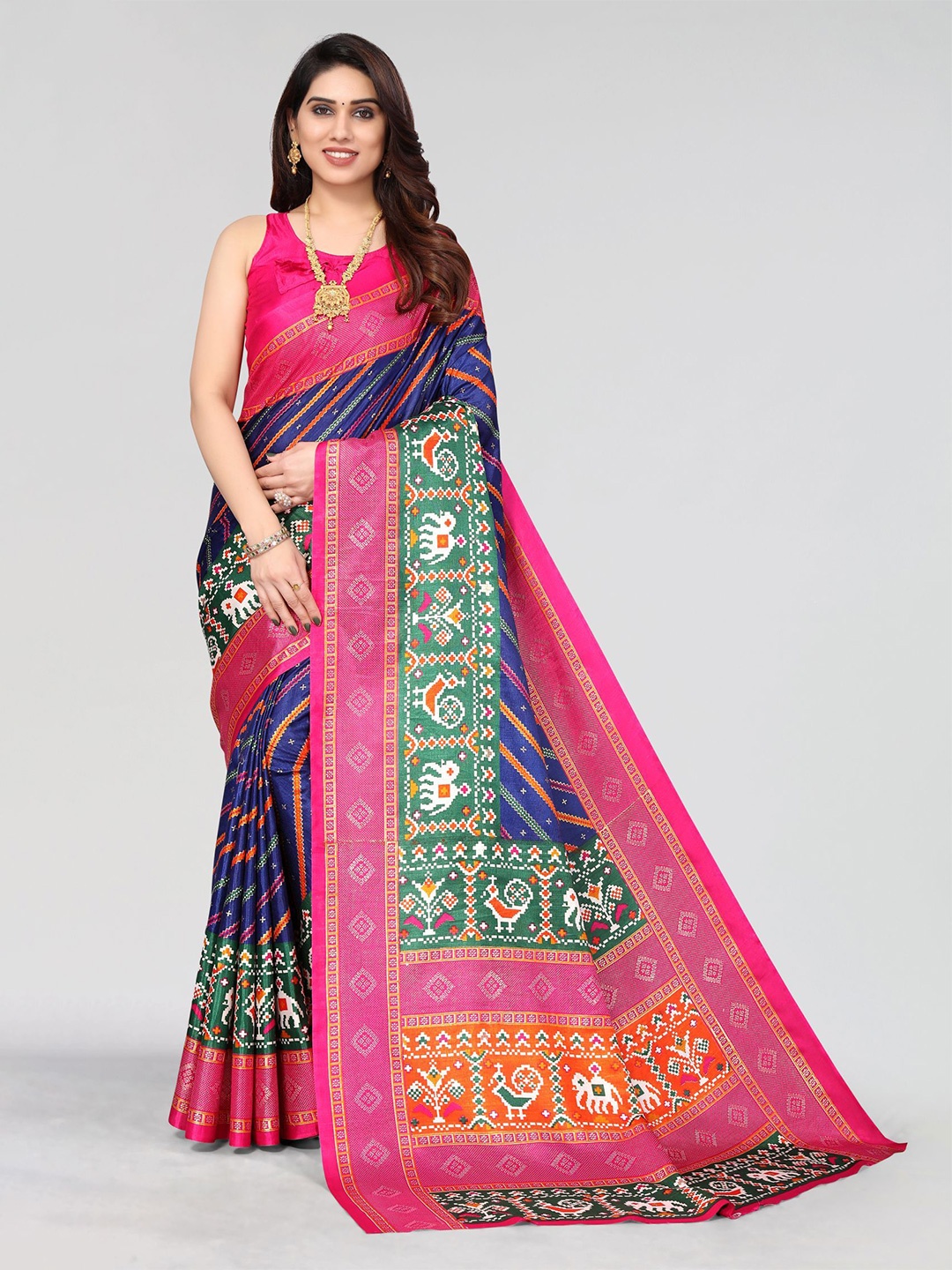 

VIRICA Striped Printed Saree With Blouse Piece, Navy blue