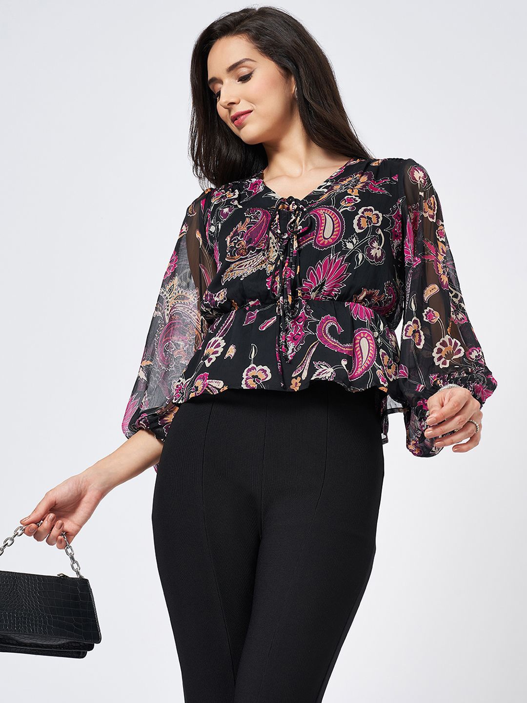 

Honey by Pantaloons Women Floral Printed V-Neck Top, Black