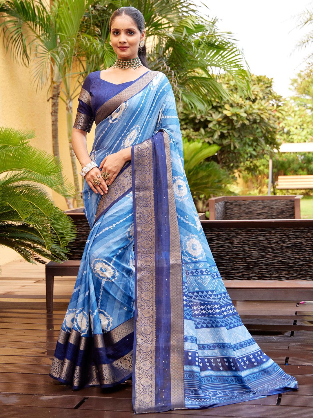 

Anouk Ethnic Motifs Printed Zari Sungudi Saree, Blue