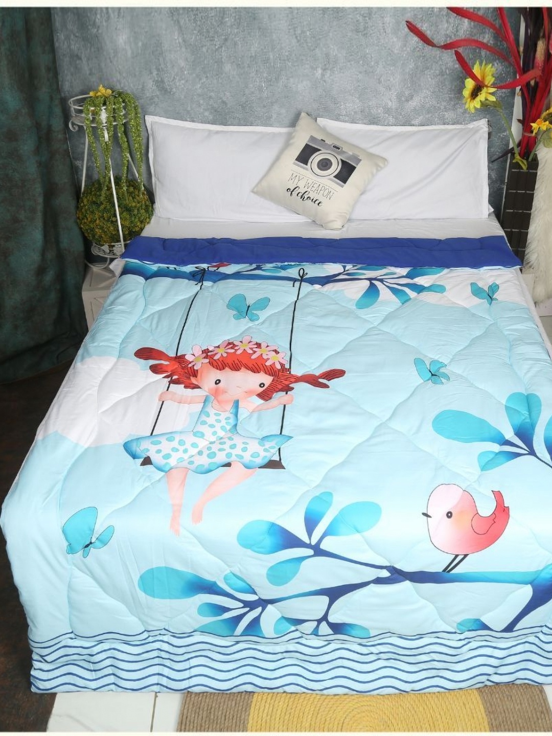 

NEW COMERS Blue & Red Cartoon Characters 210 GSM Reversible Single Bed Comforter