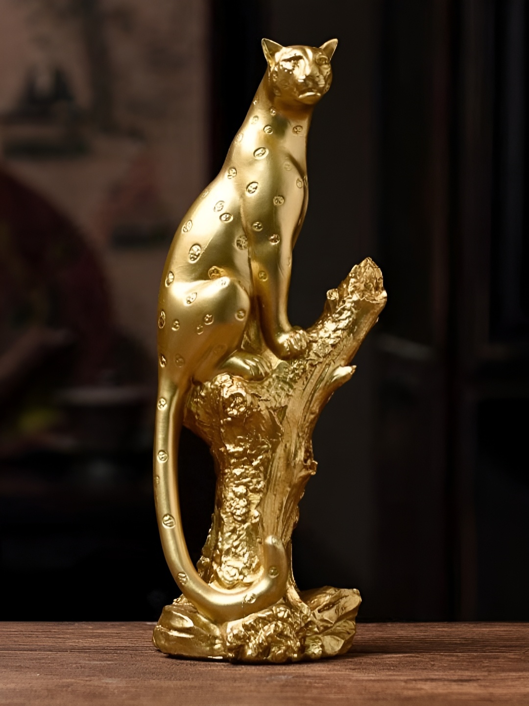 

SMOKEY COCKTAIL Gold-Toned Animals Figurine Running Leopard Showpiece