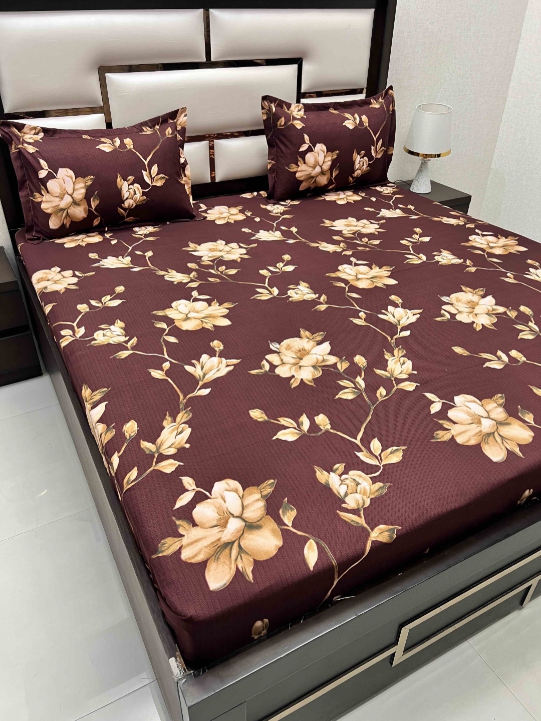 

Pure Decor amulya Maroon Floral Microfiber 250 TC Queen Bedsheet with 2 Pillow Covers