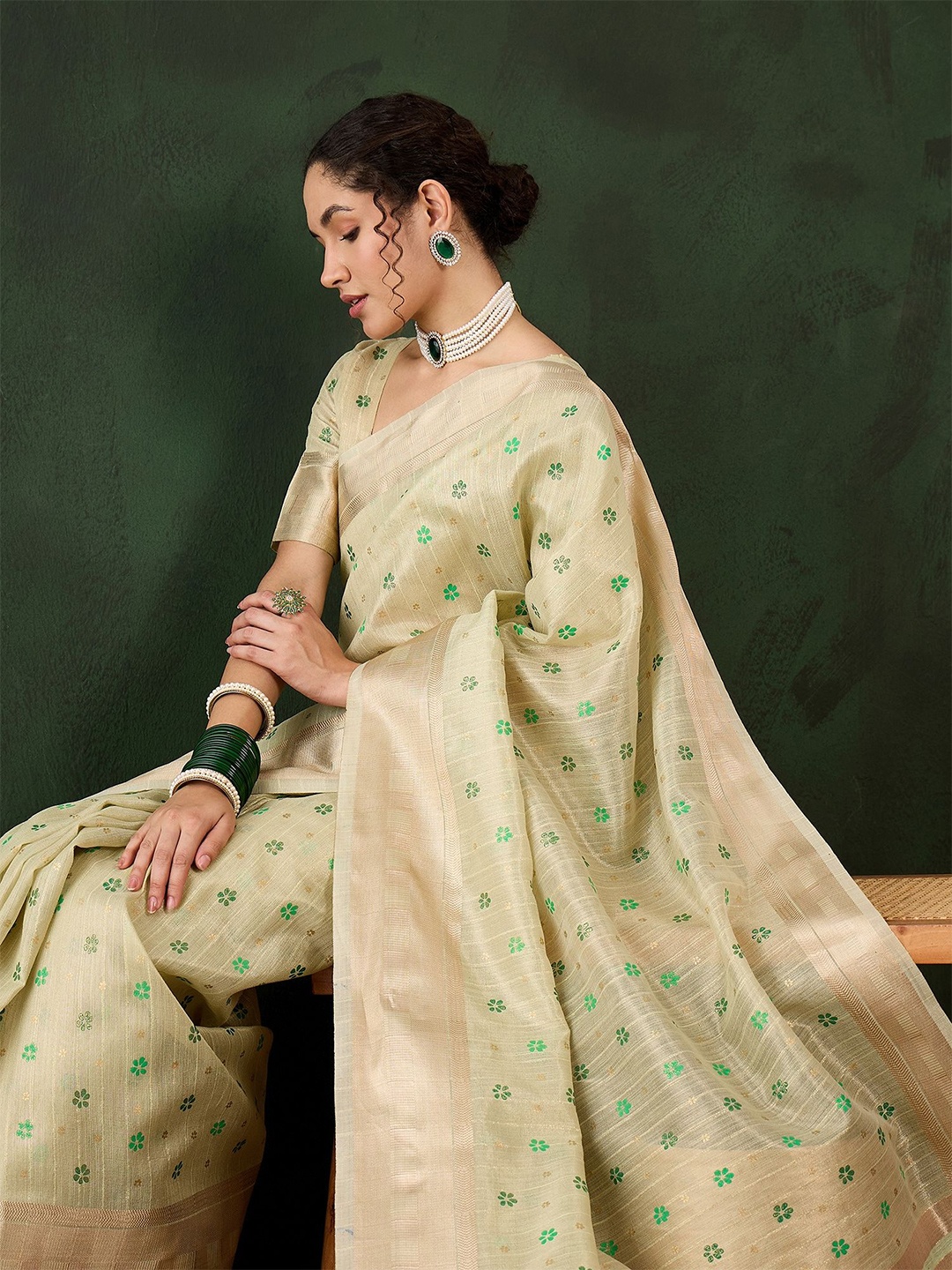 

Sangria Woven Design Organza Banarasi Sarees, Beige