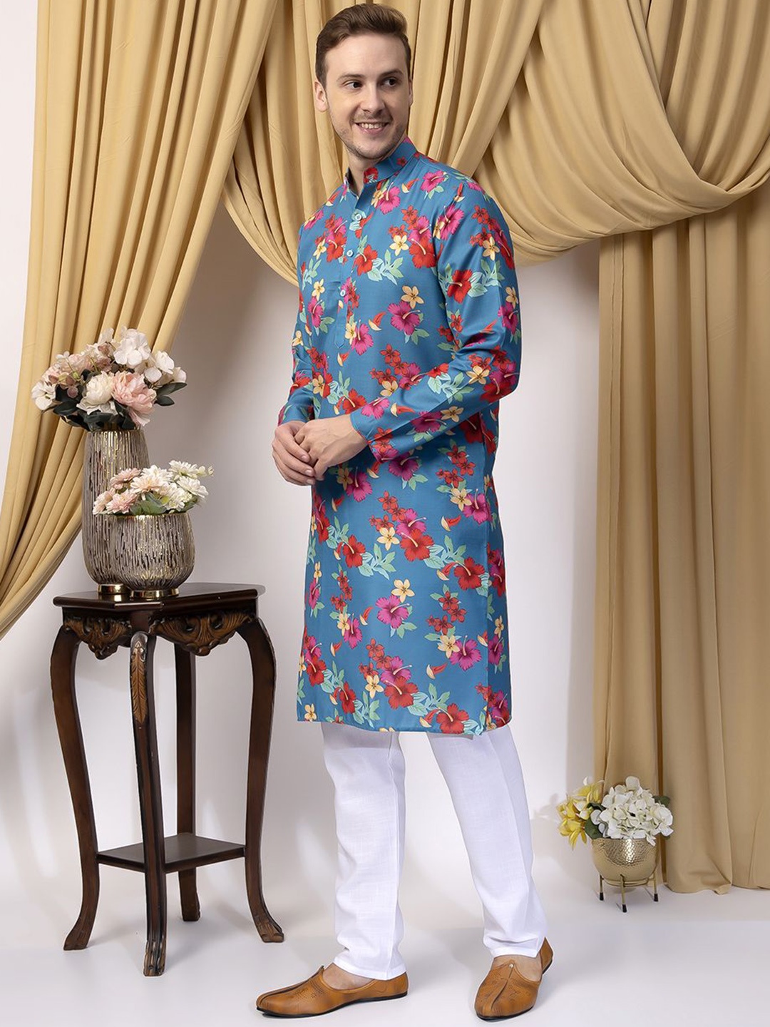 

Hangup Floral Printed Cotton Straight Kurta with Pyjamas, Blue