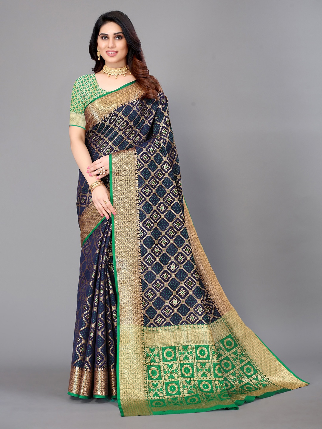 

VIRICA Woven Design Zari Banarasi Saree, Navy blue
