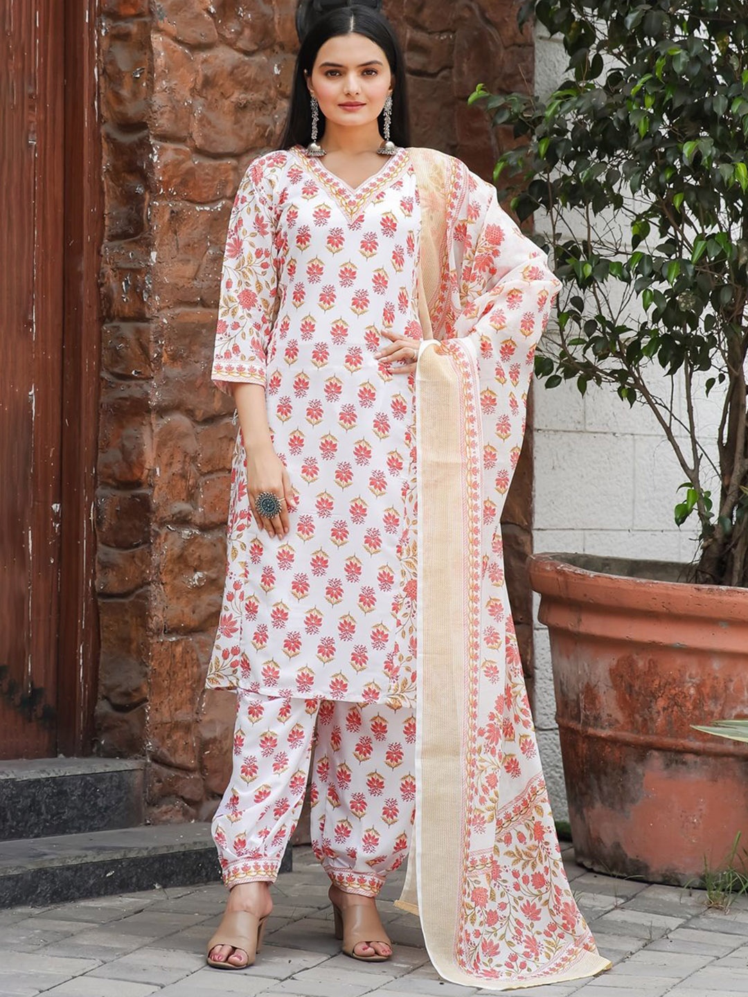 

KALINI Floral Printed Straight Kurta with Trousers & Dupatta, Orange