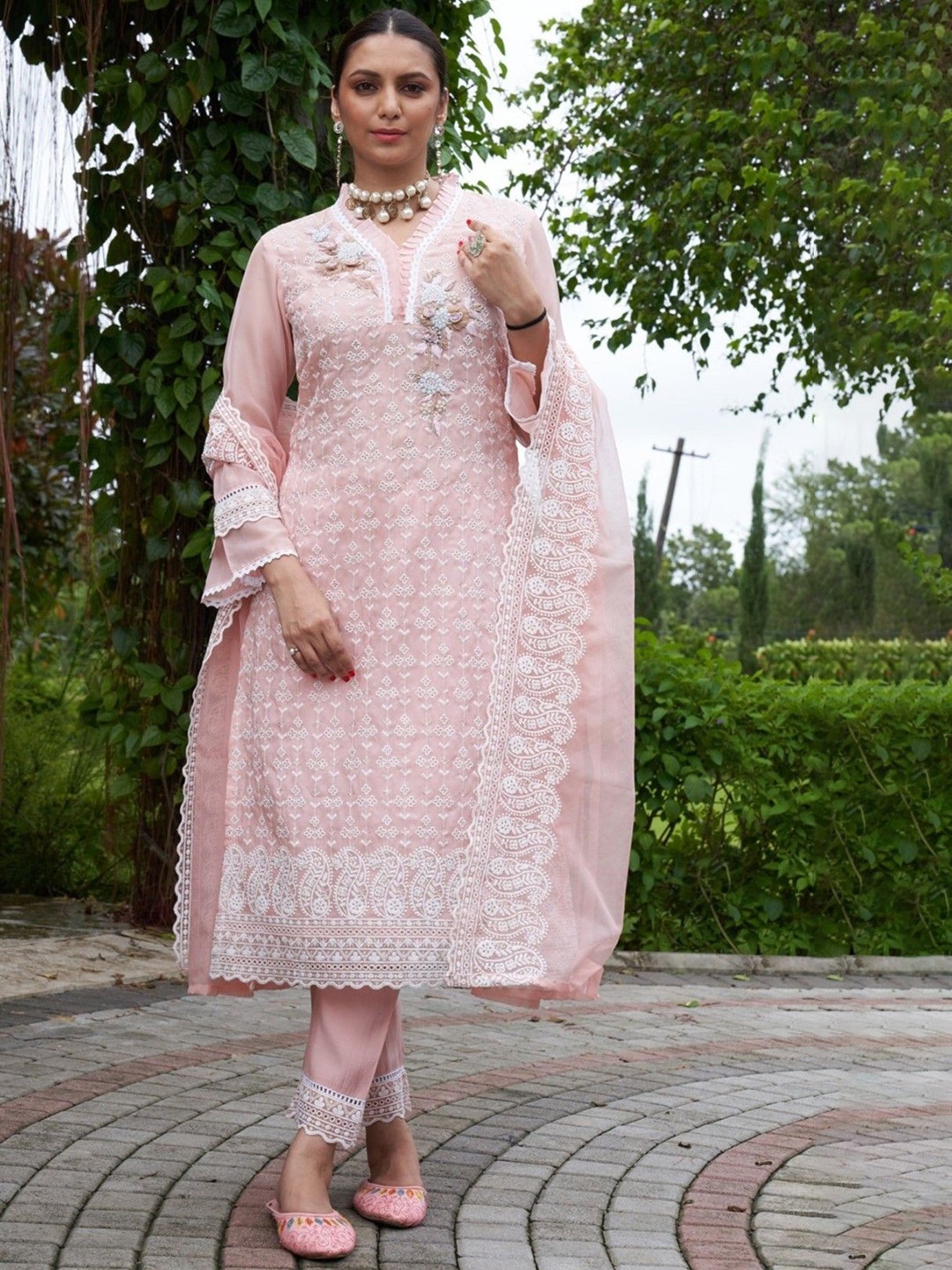 

AUTUMN LANE Shafia Soothing Floral Embroidered Thread Work Kurta with Trousers & Dupatta, Pink