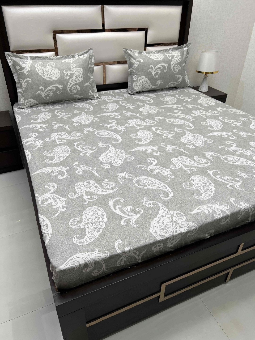 

Pure Decor sapphire Grey Pure Cotton Fitted 230TC King Bedsheet with 2 Pillow Covers
