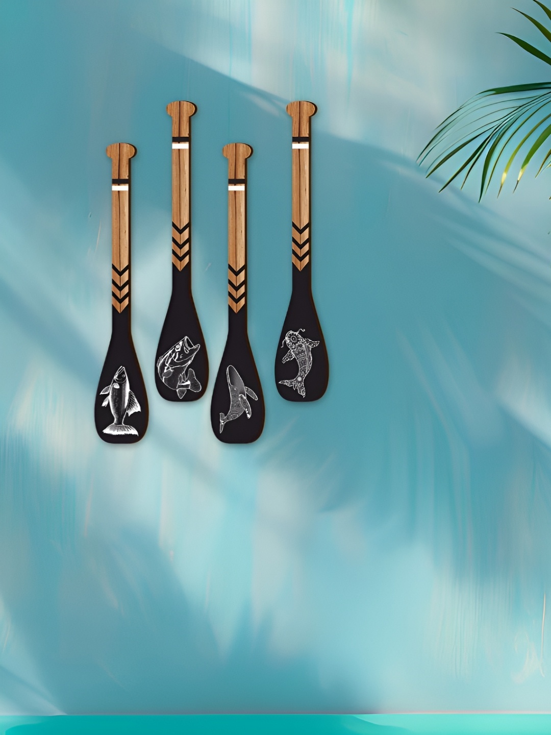 

CVANU Black & White 4 Pieces Fishes Printed Wooden Wall Hangings