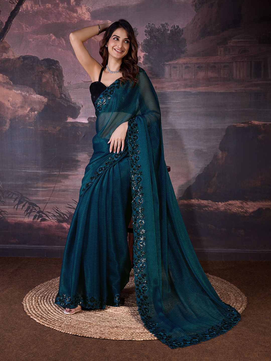 

Trendmalls Sequinned Pure Chiffon Heavy Work Saree, Teal