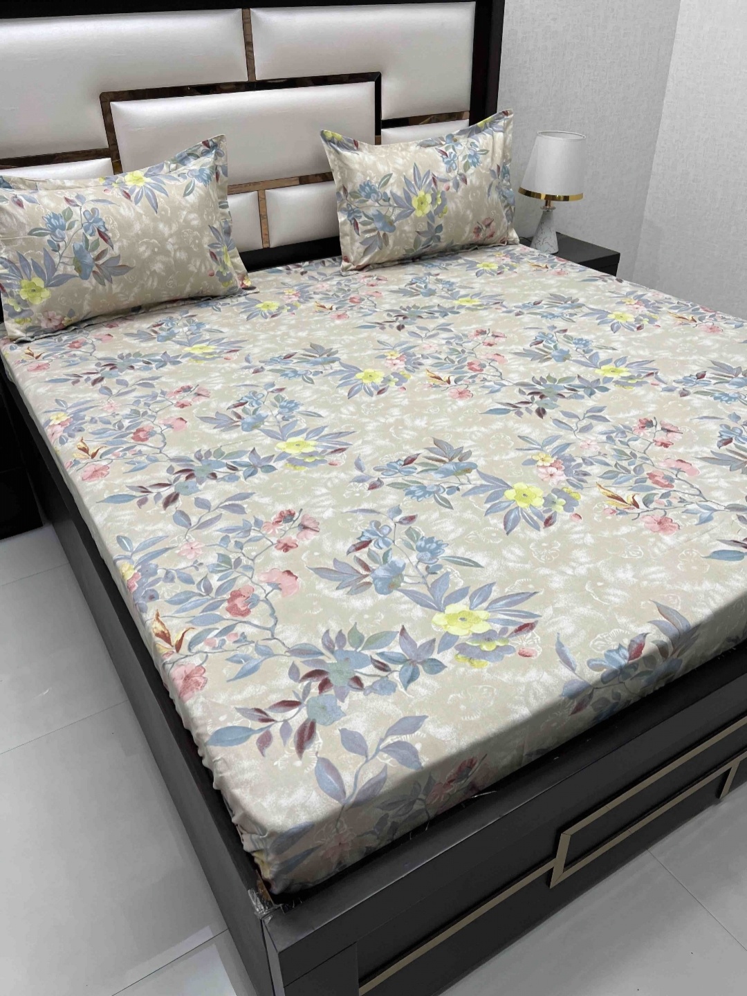 

Pure Decor Amulya Brown & Grey Printed 260 TC Microfiber Double Queen Bedsheet Set