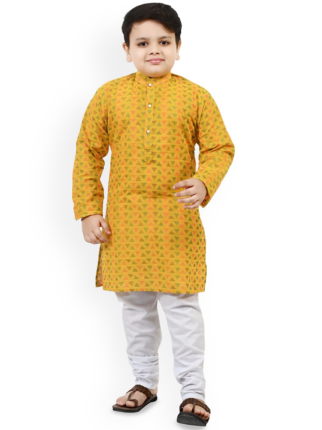 

Arshia Fashions Boys Geometric Printed Band Collar Straight Kurta with Trouser, Yellow