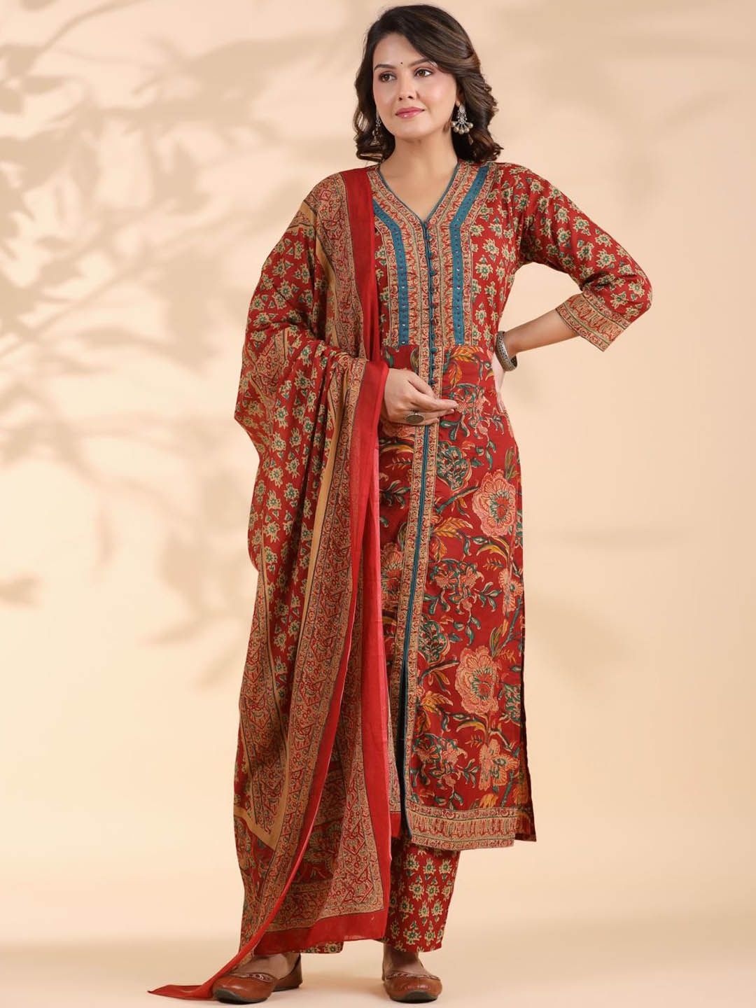 

Vbuyz Floral Printed Pure Cotton Kurta with Palazzos & Dupatta, Red