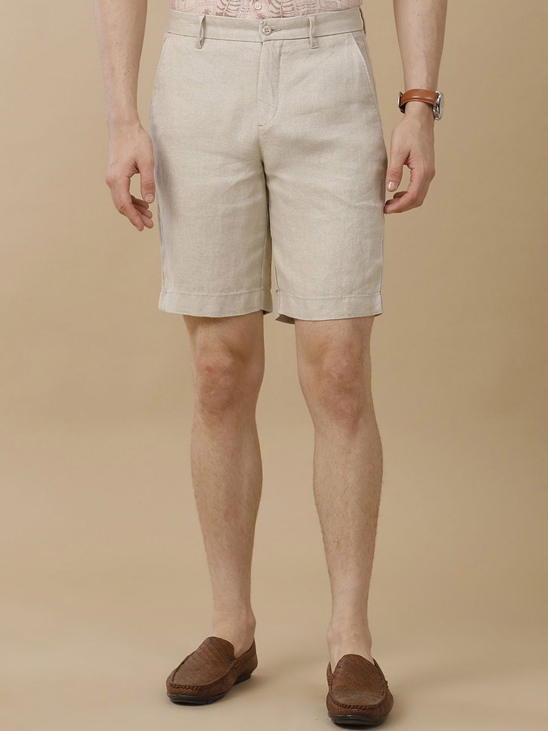 

Linen Club Men Slim Fit Mid Rise Casual Shorts, Beige