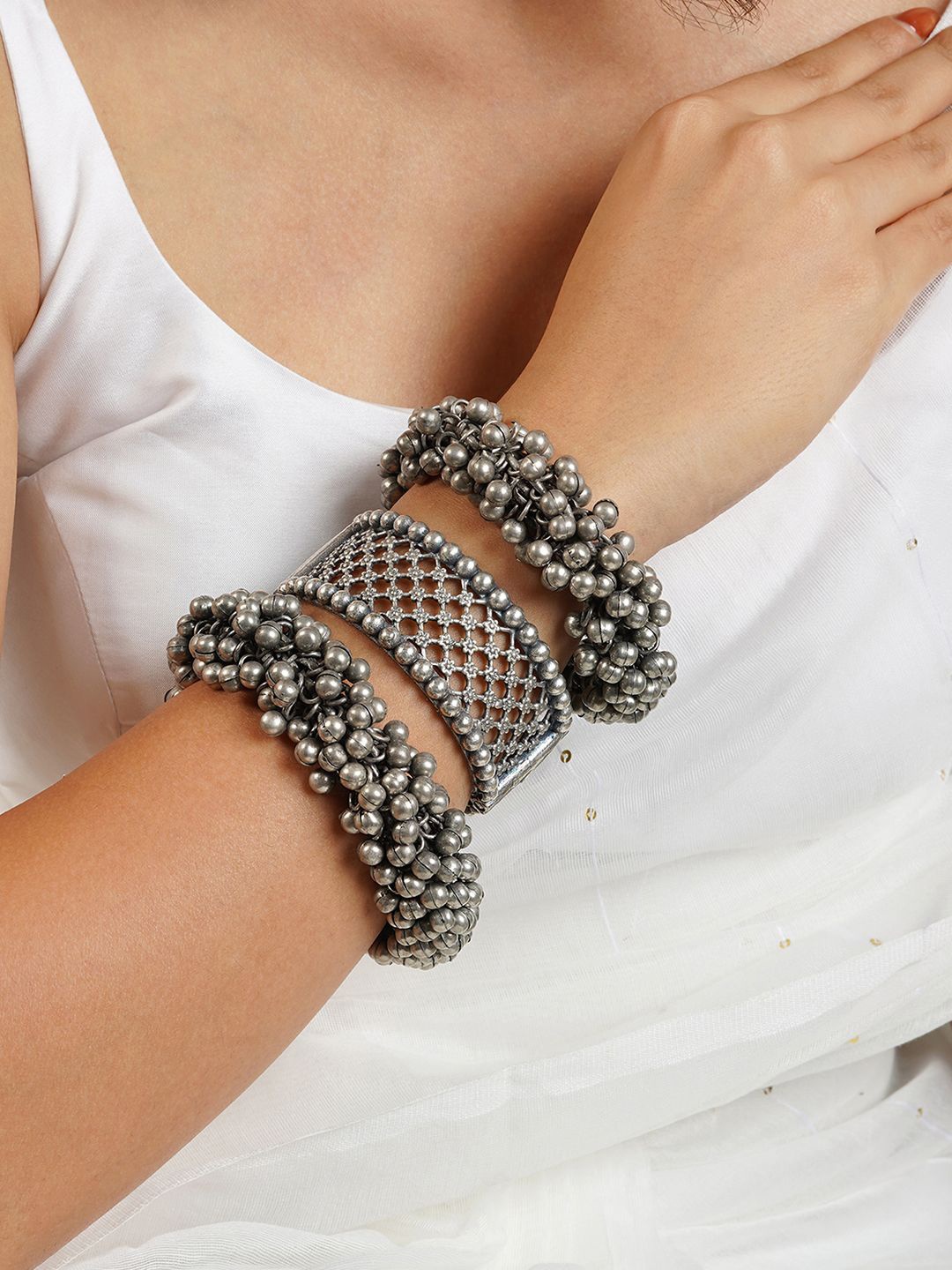 

TEEJH Set Of 3 Tresha Stacked Oxidised Bracelets, Silver