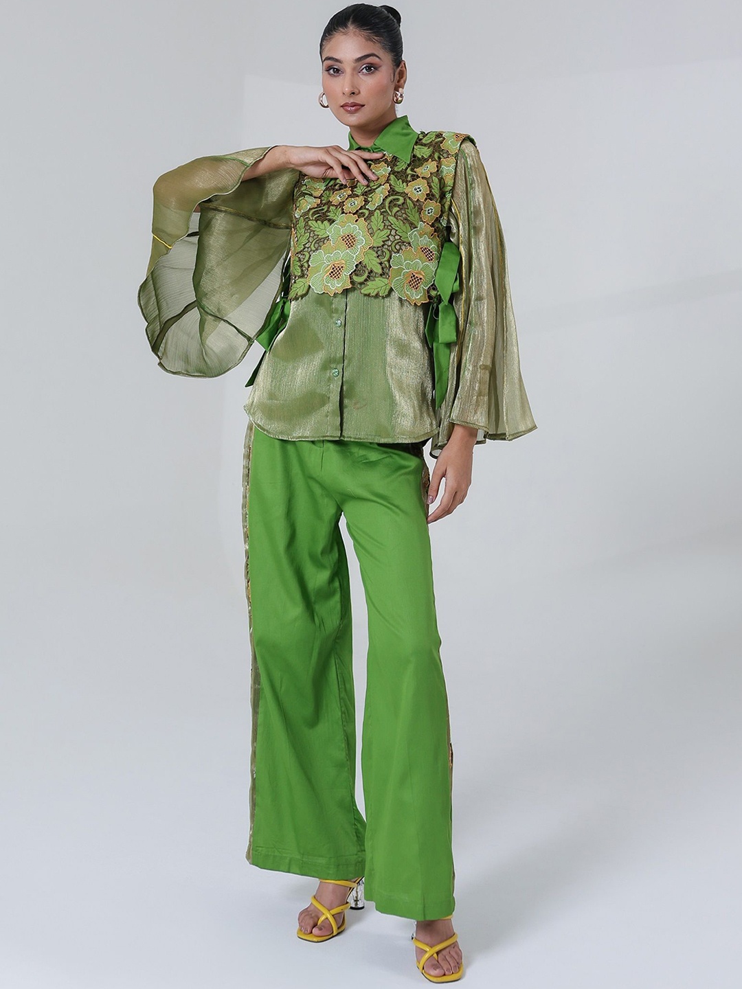 

MQ Marquino Embroidered Shirt-style Top with Trousers, Green