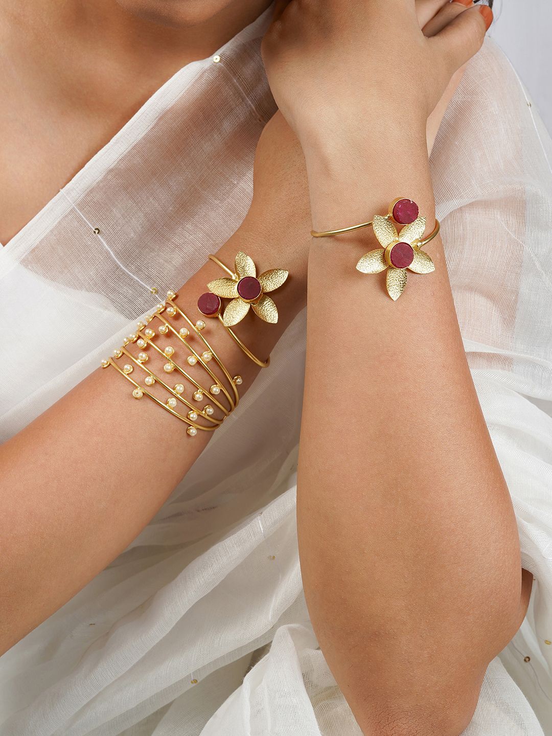 

TEEJH Set Of 3 Cuff Bracelet, Gold