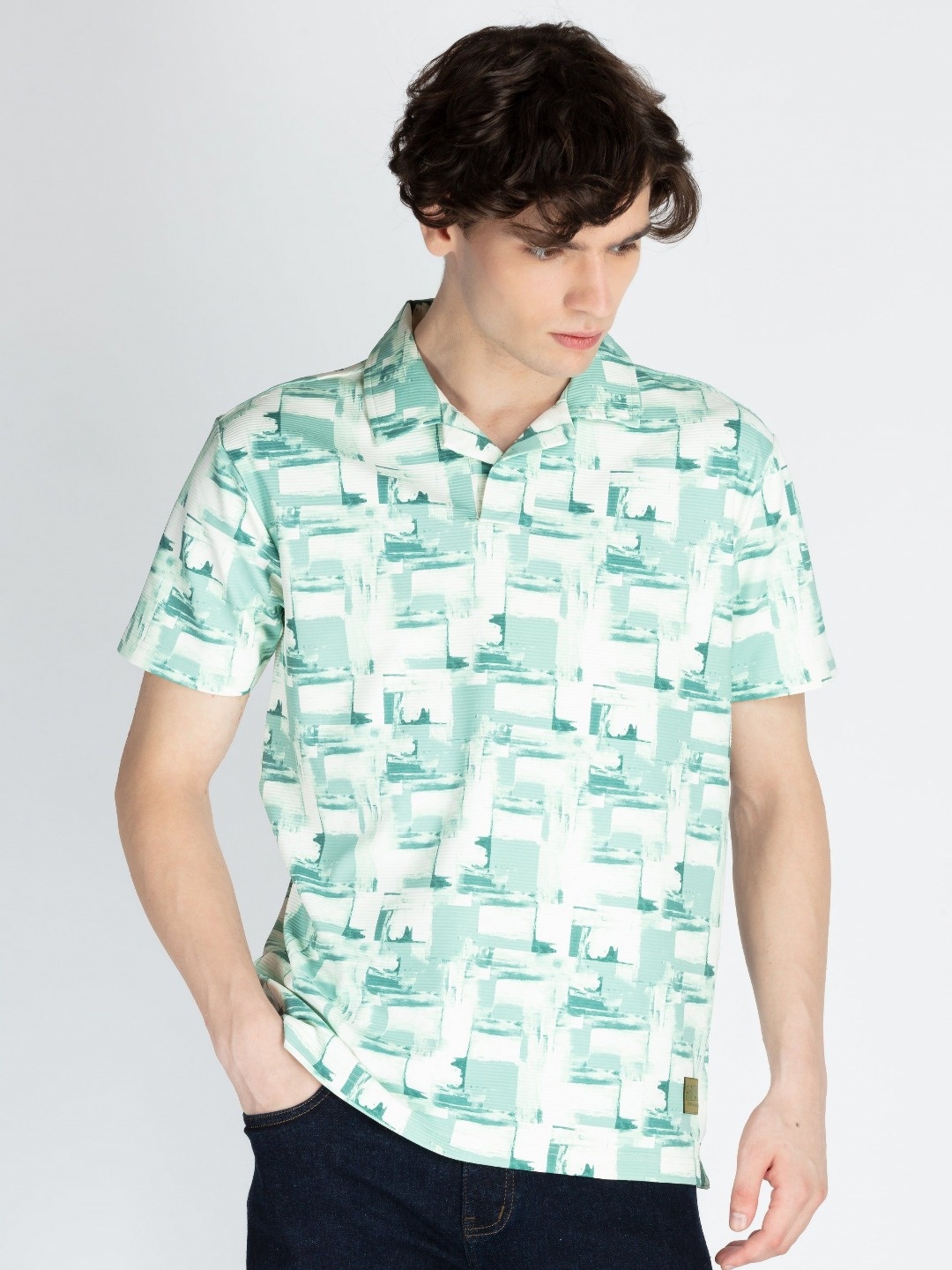 

Status Quo Men Abstract Printed Polo Collar T-shirt, Green