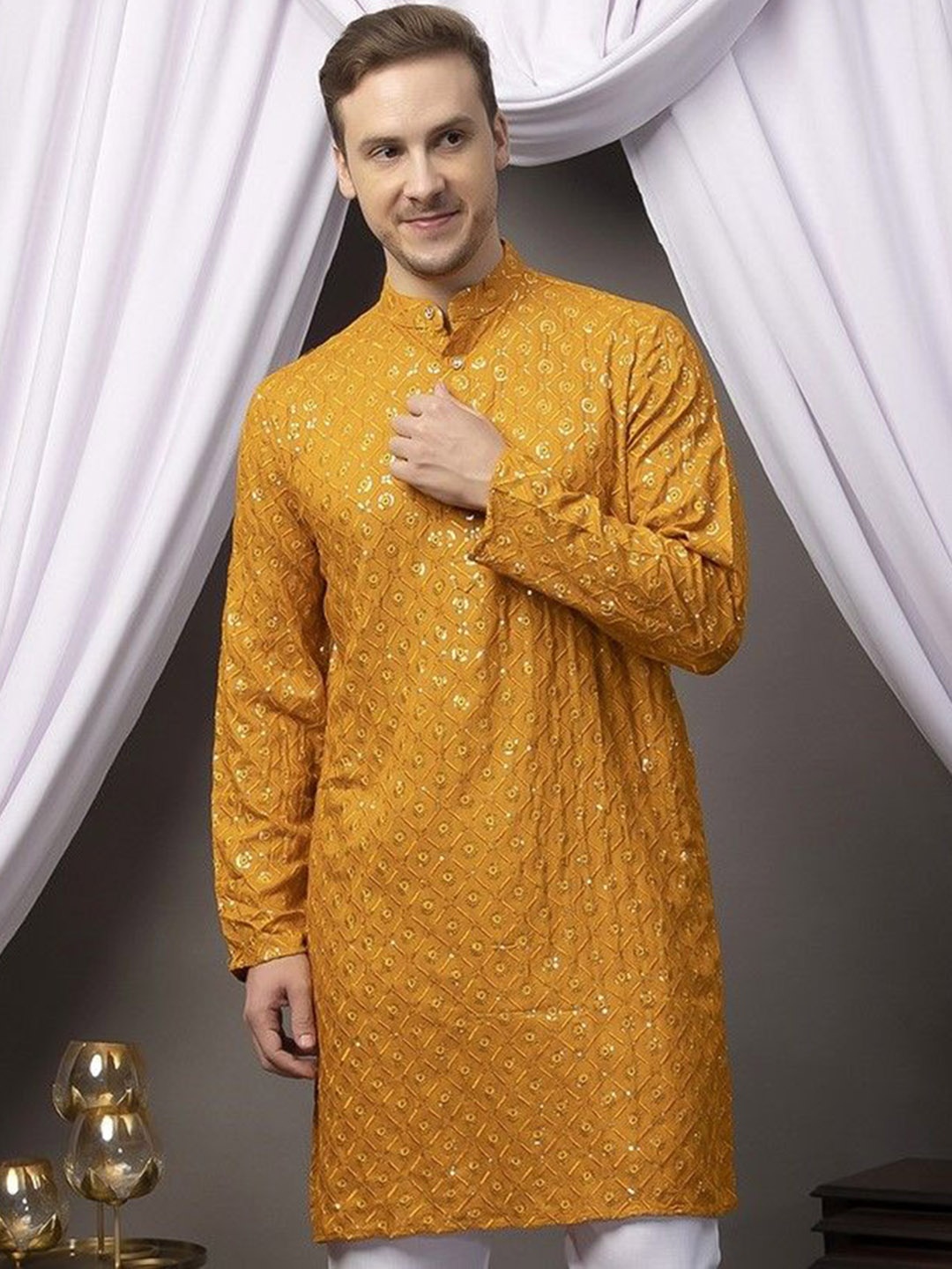 

Hangup Ethnic Motifs Embroidered Band Collar Sequinned Straight Kurta, Mustard