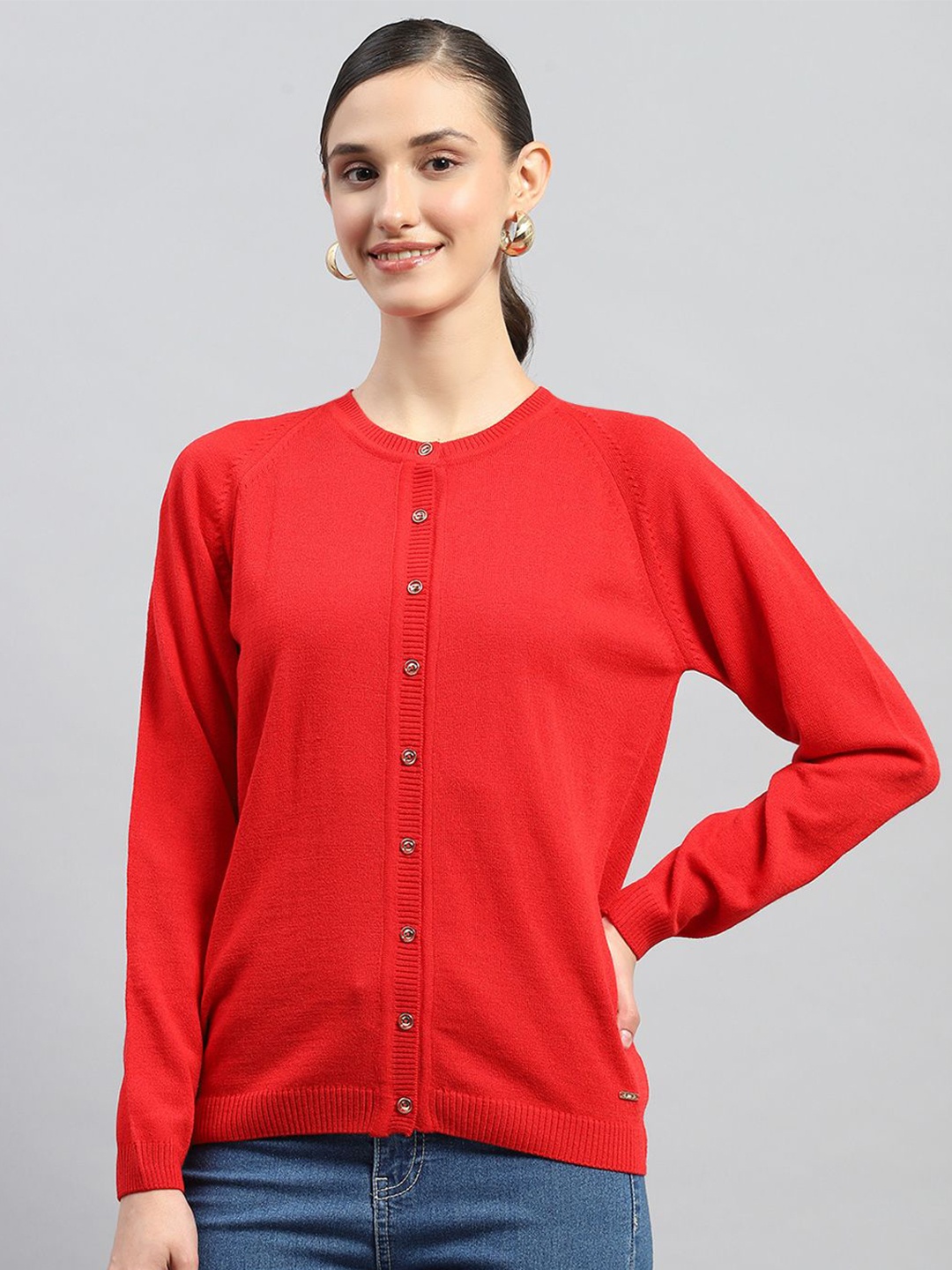 

Monte Carlo Women Solid Round Neck Cardigan, Red