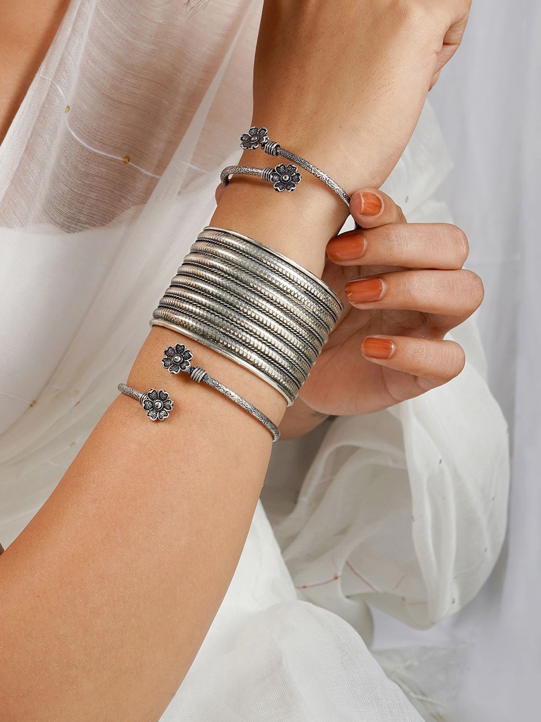 

TEEJH Set Of 3 Oxidised Stacked cuff Bracelets, Silver