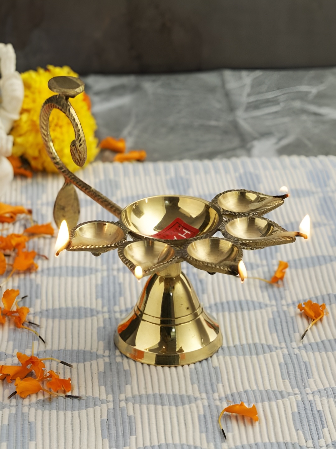 

HAZEL Gold Toned Textured Brass Pooja Aarti Diya Dipak