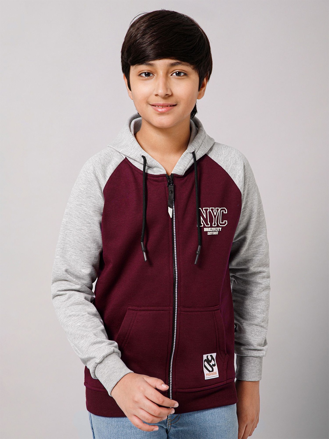 

Provogue Boys Colourblocked Hooded Sweatshirt, Red