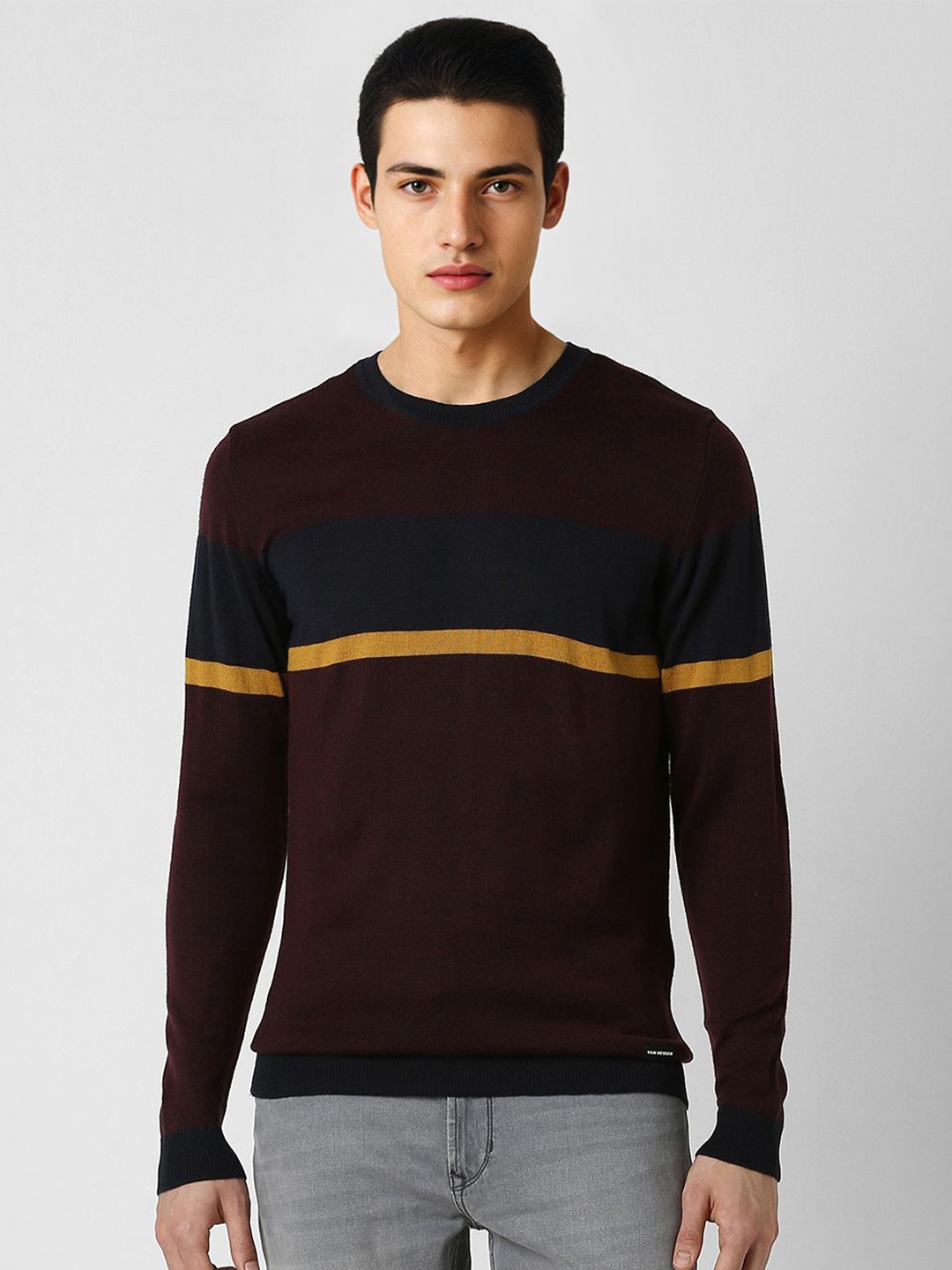 

Van Heusen Sport Men Colourblocked Pullover Sweater, Navy blue