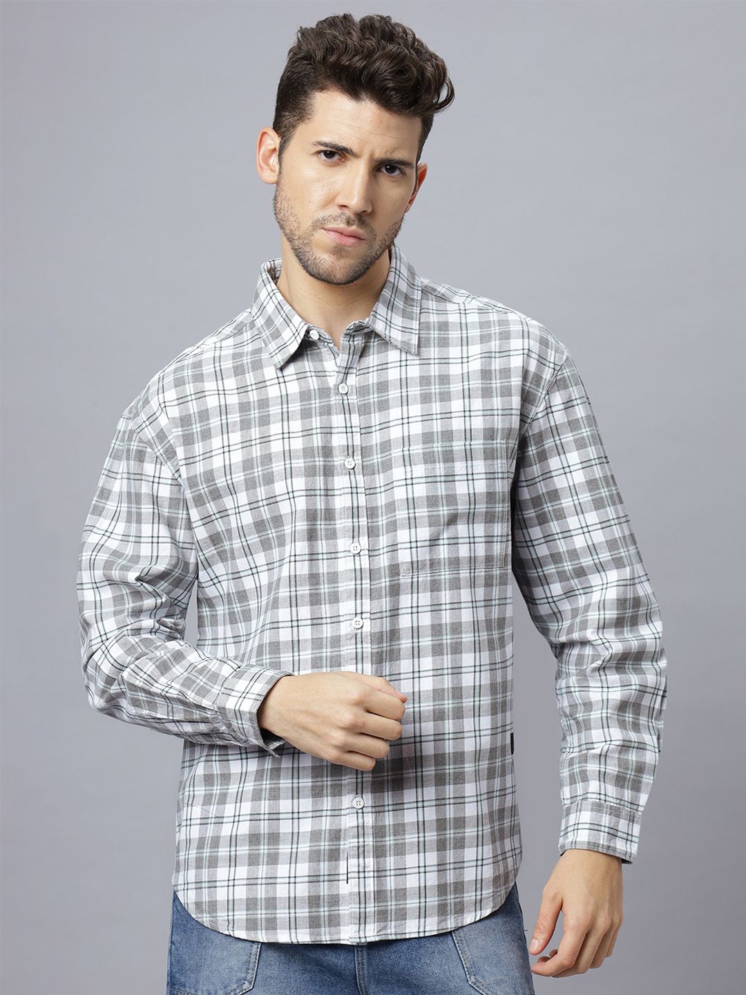 

The Roadster Lifestyle Co. Men Relaxed Micro Checked Cotton Relaxed Fit Casual Shirt, Grey