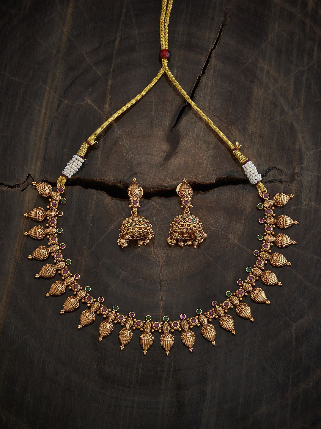 

Kushal's Fashion Jewellery Gold-Plated Stone Studded Jewellery Set