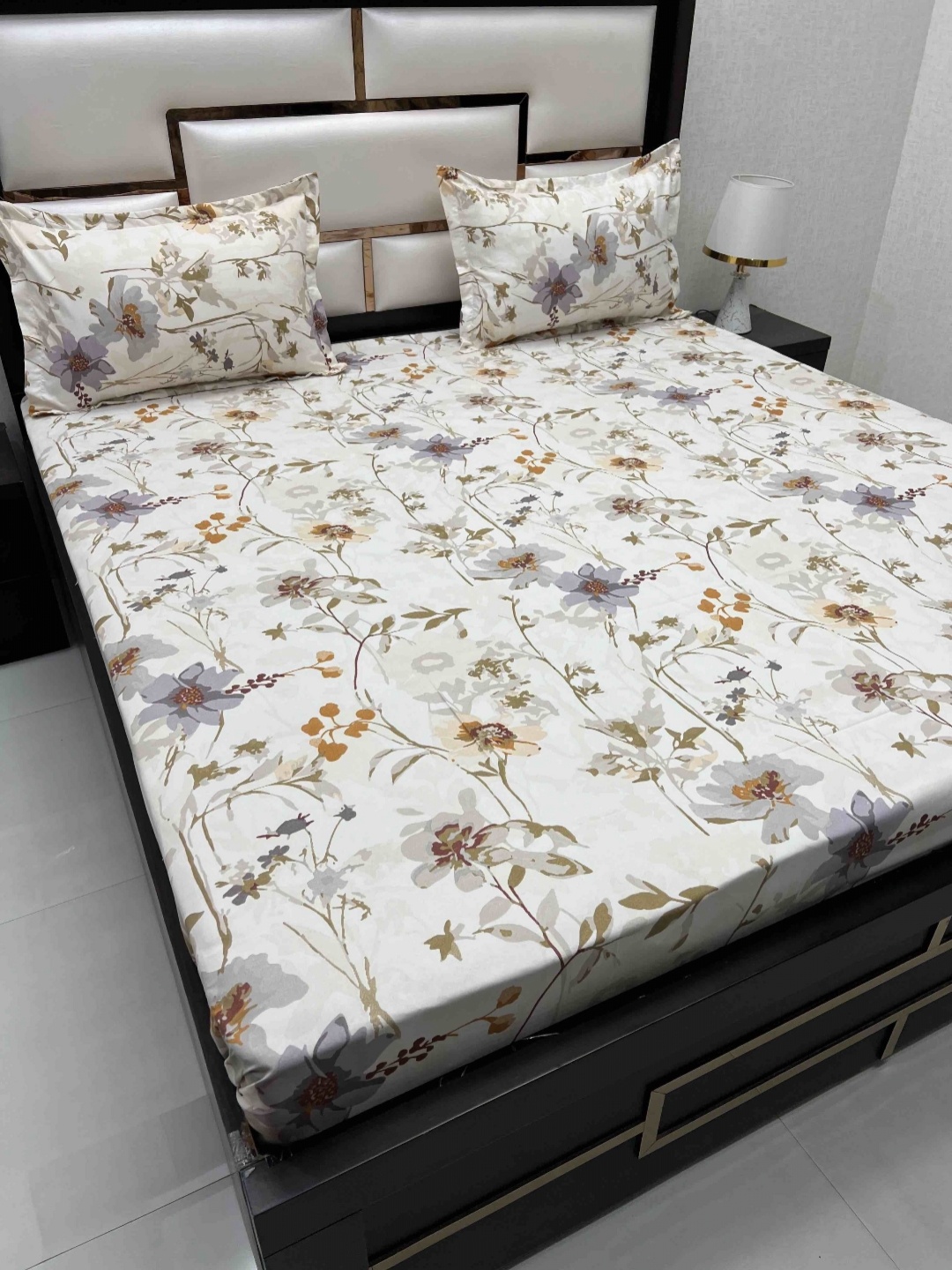 

Pure Decor White & Grey Floral Cotton 220 TC Queen Bedsheet with 2 Pillow Covers