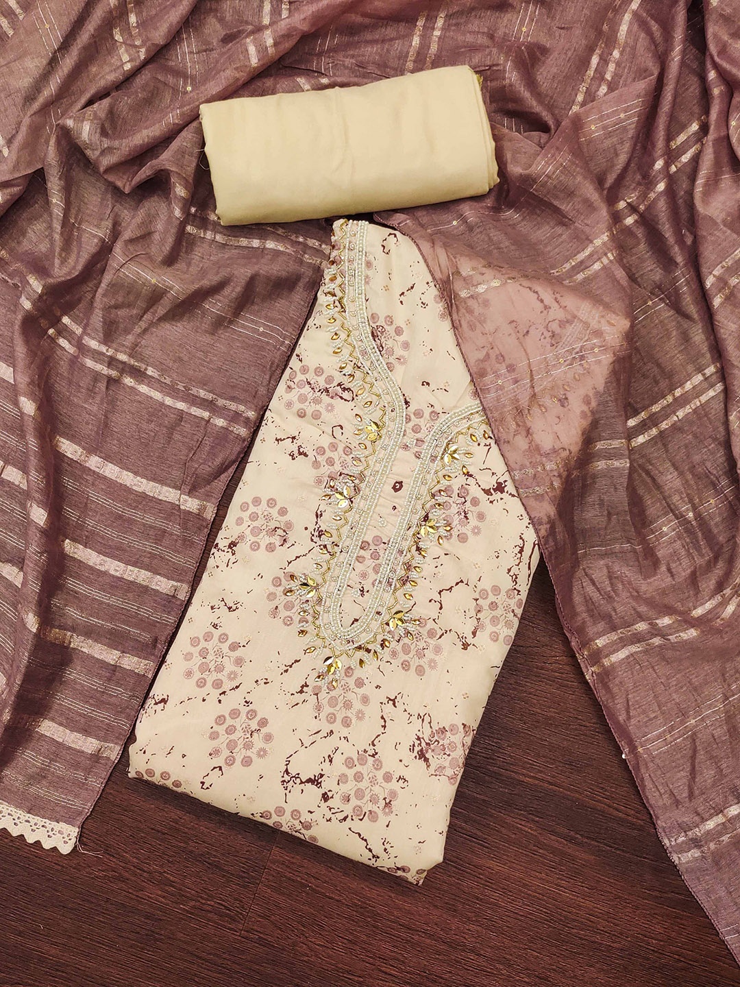 

Ishin Ethnic Motifs Embroidered Beads and Stones Unstitched Dress Material, Mauve