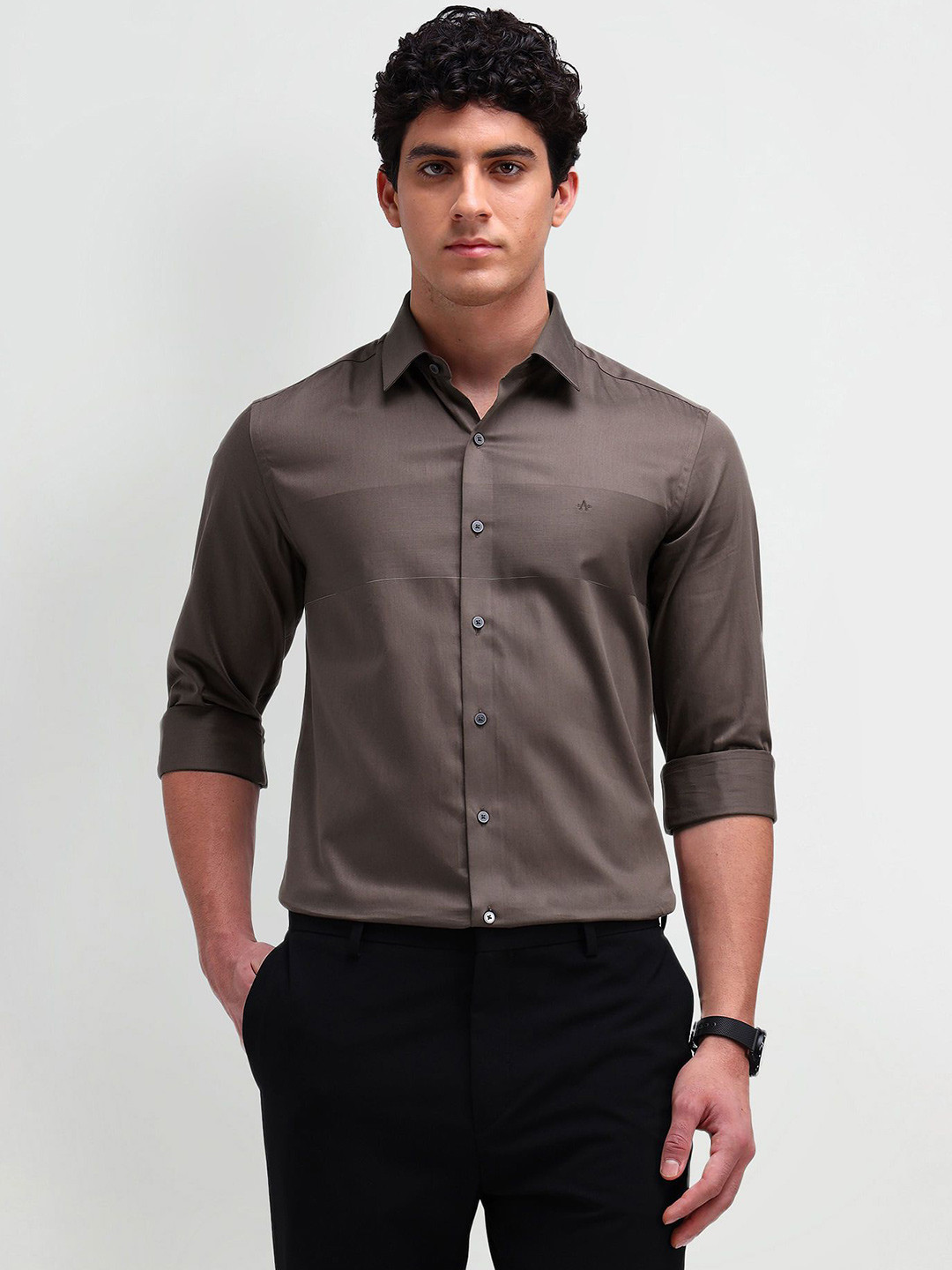

Arrow New York Men Modern Spread Collar Horizontal Striped Cotton Slim Fit Formal Shirt, Brown