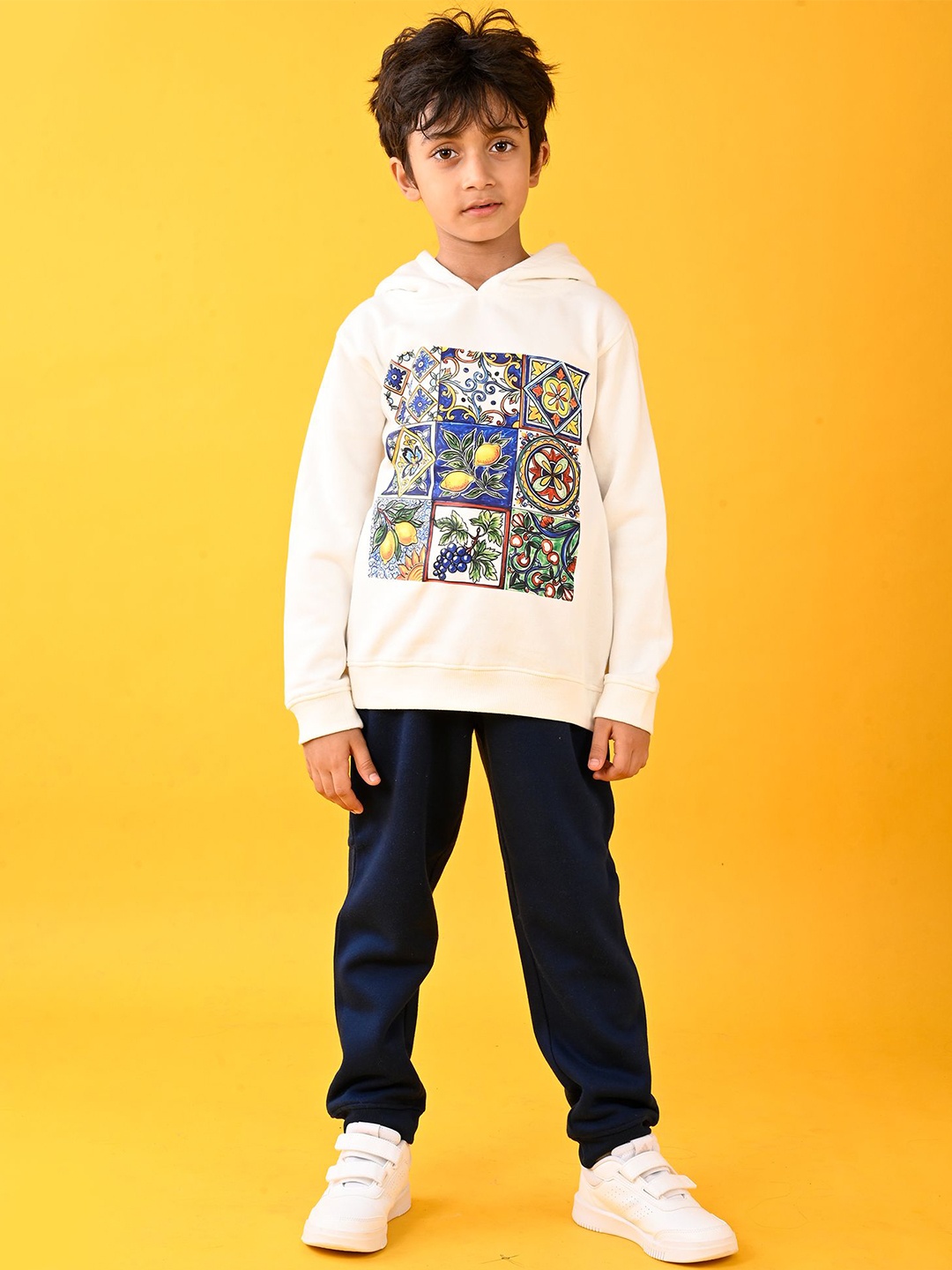 

Anthrilo Boys Printed Sweatshirt With Jogger, Navy blue