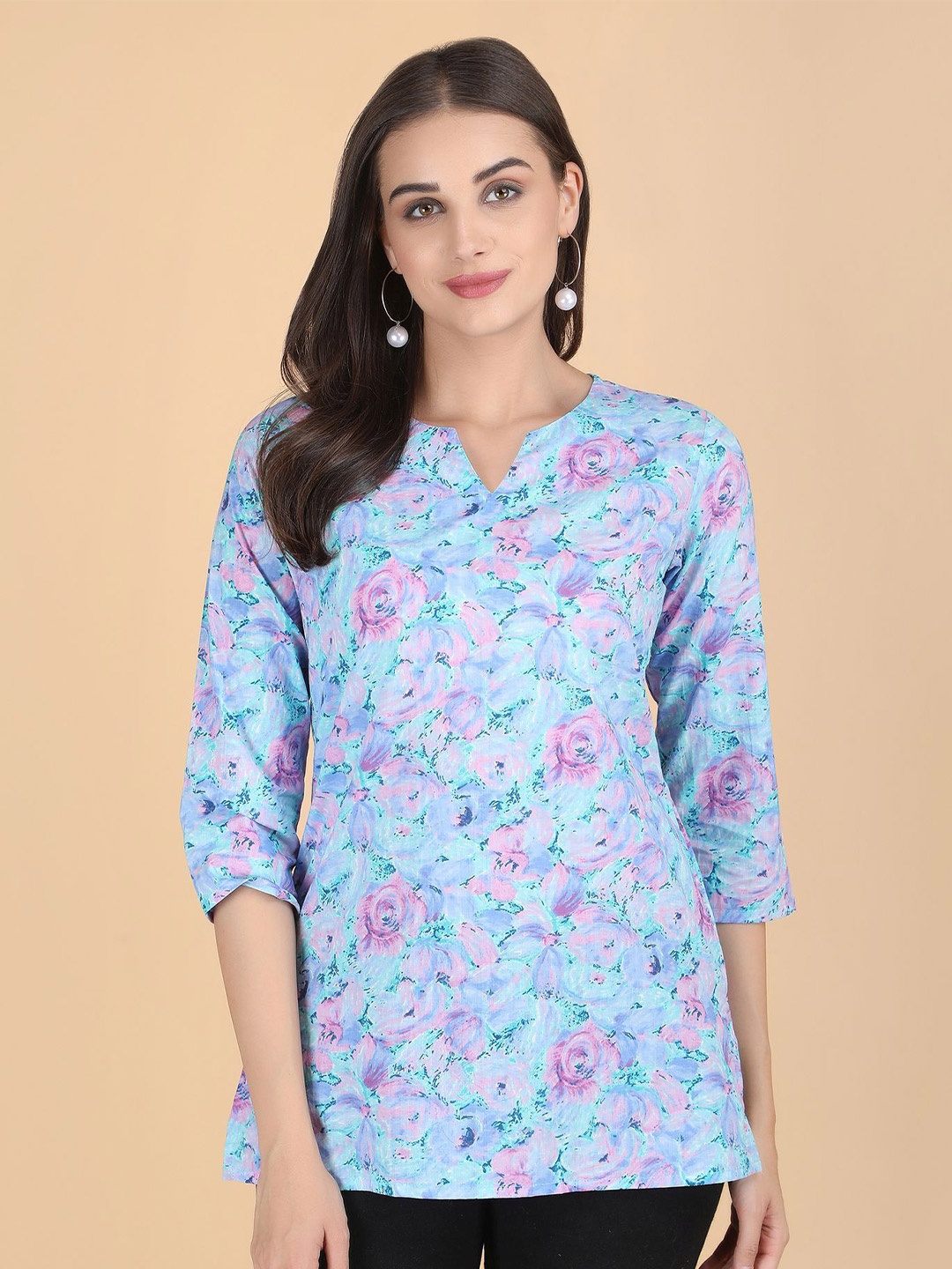 

PIDAVLIYA'S Floral Printed V-Neck Pure Cotton Handloom Kurti, Blue