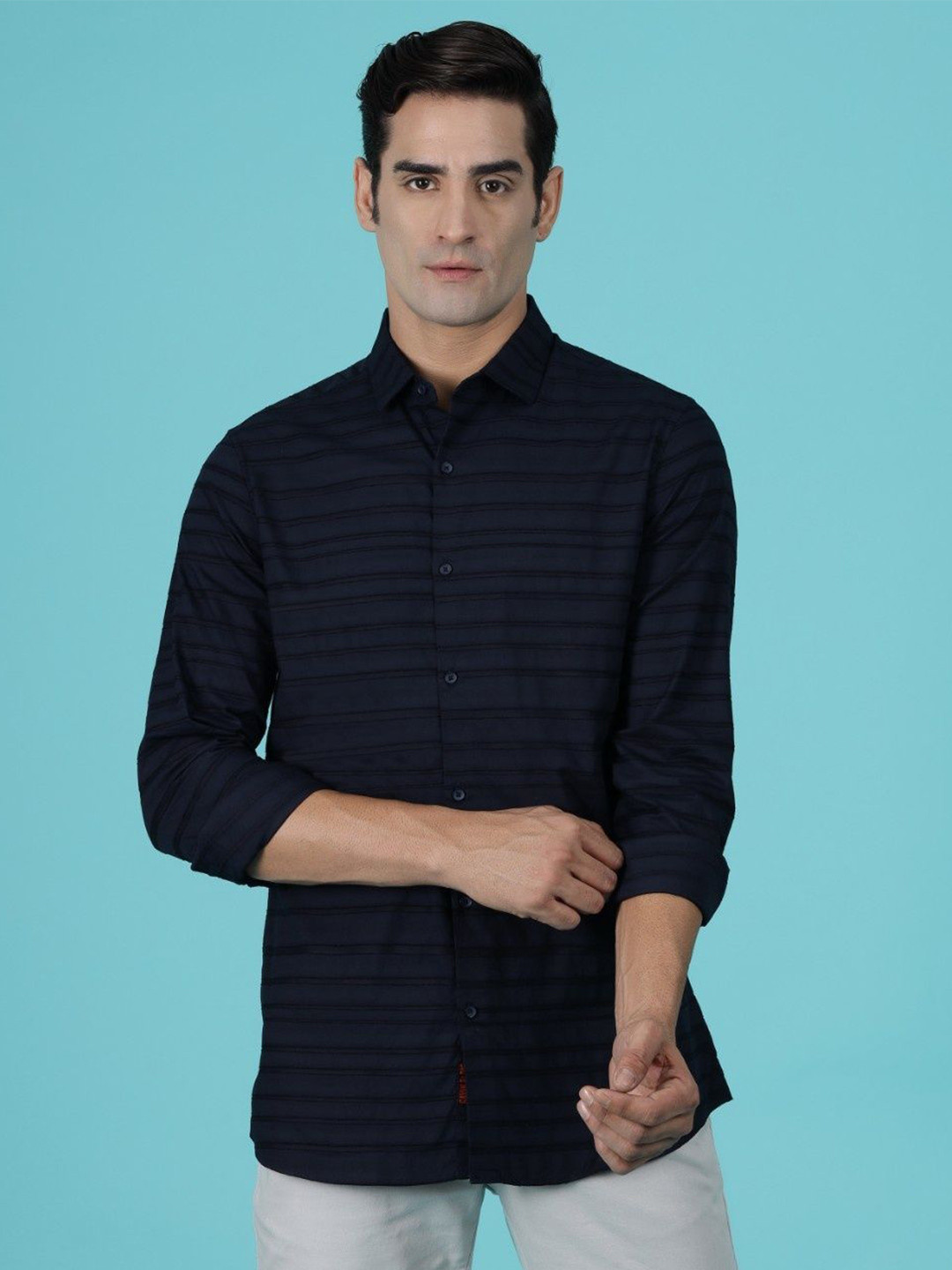 

Gavin Paris Men Original Spread Collar Horizontal Striped Cotton Semiformal Shirt, Black