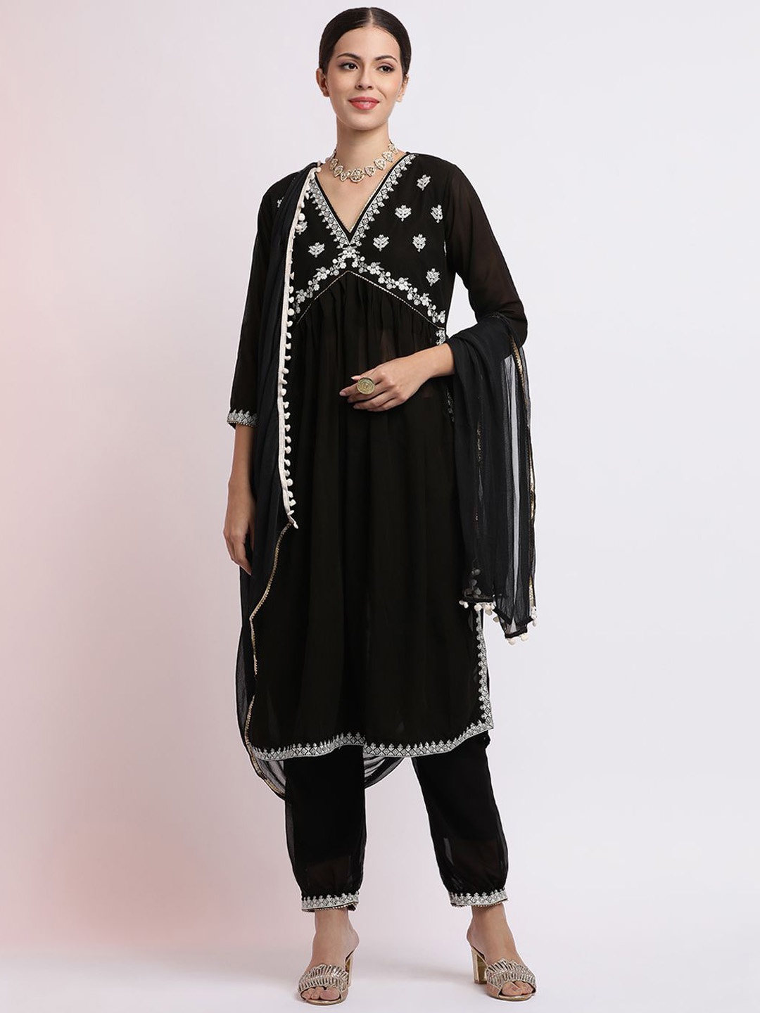 

Jaipur Kurti Embroidered Georgette Kurta Set With Dupatta, Black