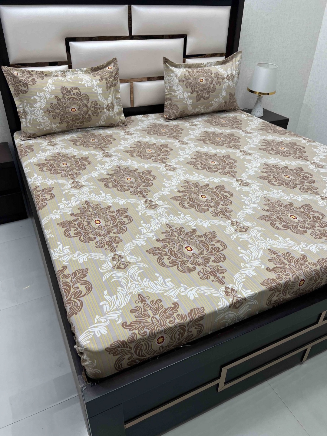 

Pure Decor Amulya Brown Printed 210 TC Microfiber Queen Bedsheet with 2 Pillow Covers