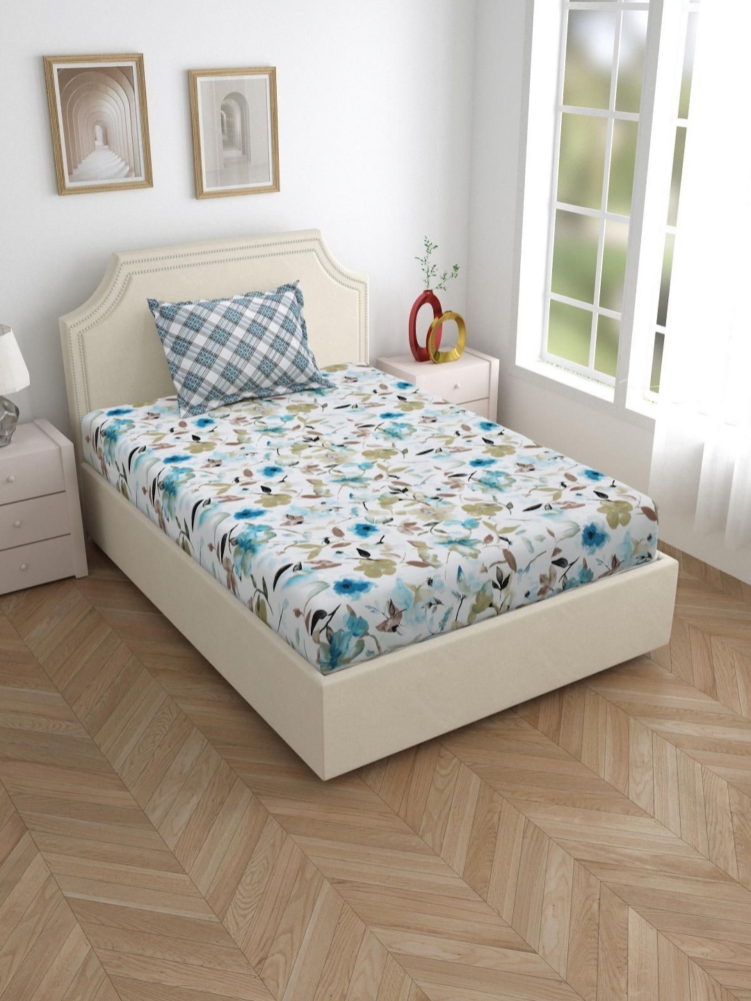 

Salona Bichona Blue & White Floral Printed 180 TC Cotton Single Bedsheet & 1 Pillow Covers