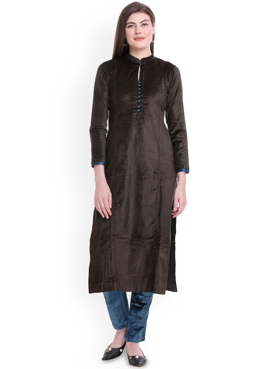 

STADO Mandarin Collar Velvet Kurta with Trouser, Brown