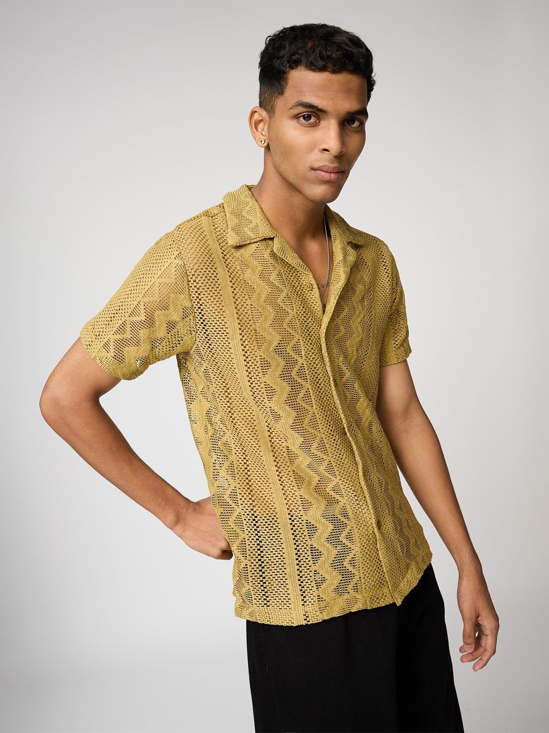 

FREAKINS Men Geometric Self Design Relaxed Fit Casual Shirt, Khaki