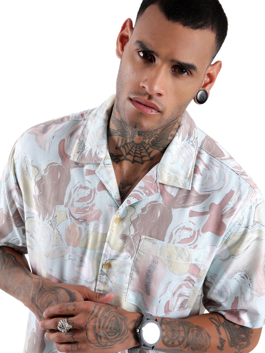 

WROGN Men Cuban Collar Floral Printed Casual Shirt, Pink