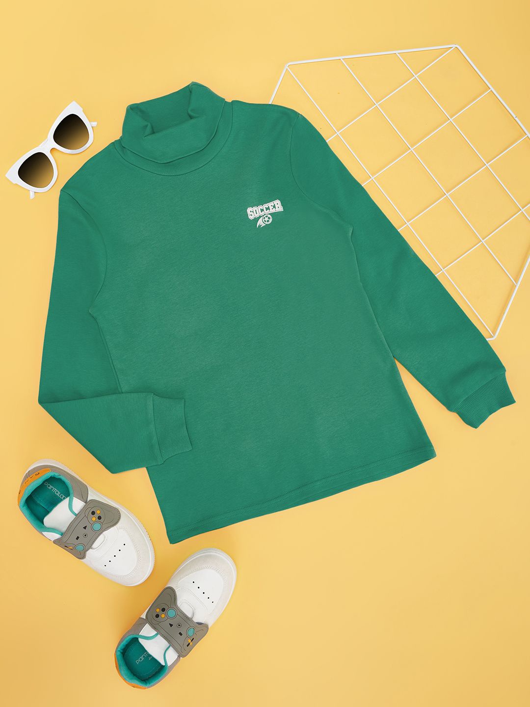 

Pantaloons Junior Boys Solid Sweatshirt, Green