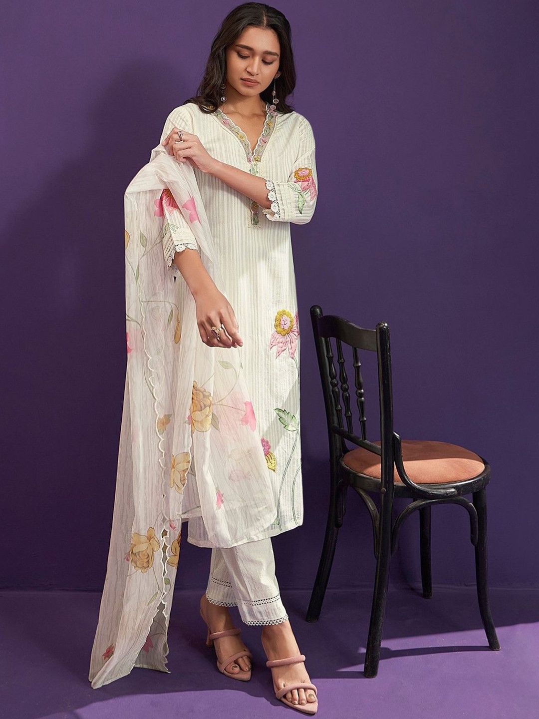 

AUTUMN LANE Floral Embroidered Pure Cotton Straight Kurta With Trouser & Dupatta, White