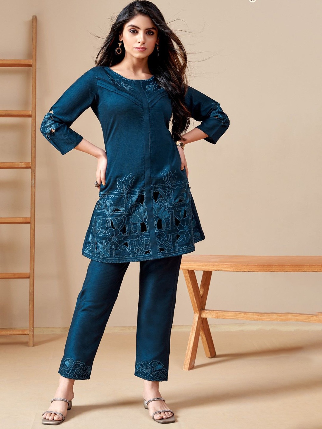 

AUTUMN LANE Embroidered Tunic & Trouser, Blue