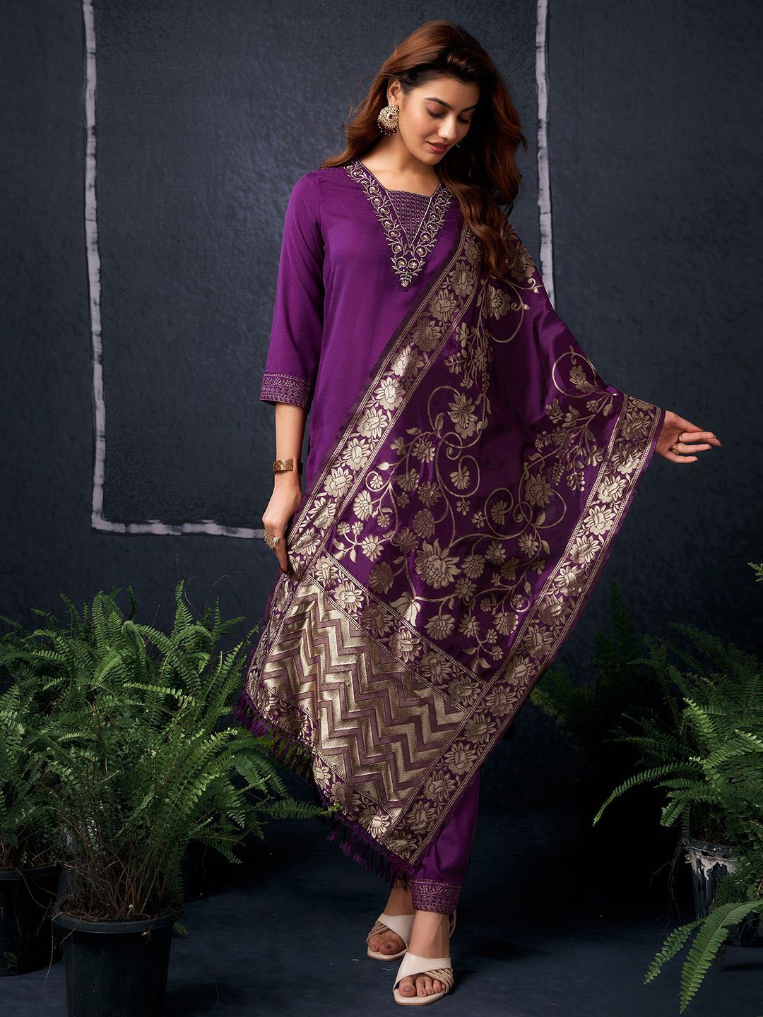 

SKYLEE Purple Ethnic Motifs Embroidered Sequinned Straight Kurta & Trousers With Dupatta