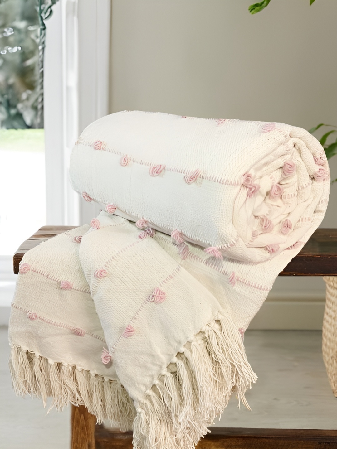 

SAJAVAT Beige & Pink Self Design Pure Cotton Tasselled Throw Blanket