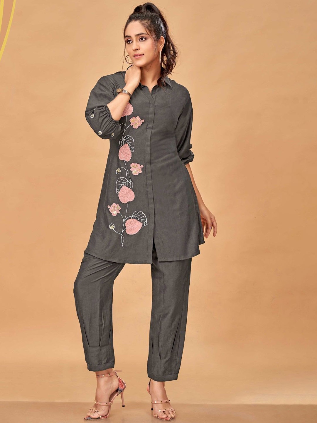 

AUTUMN LANE Embroidered Tunic With Trousers Co-Ords, Grey