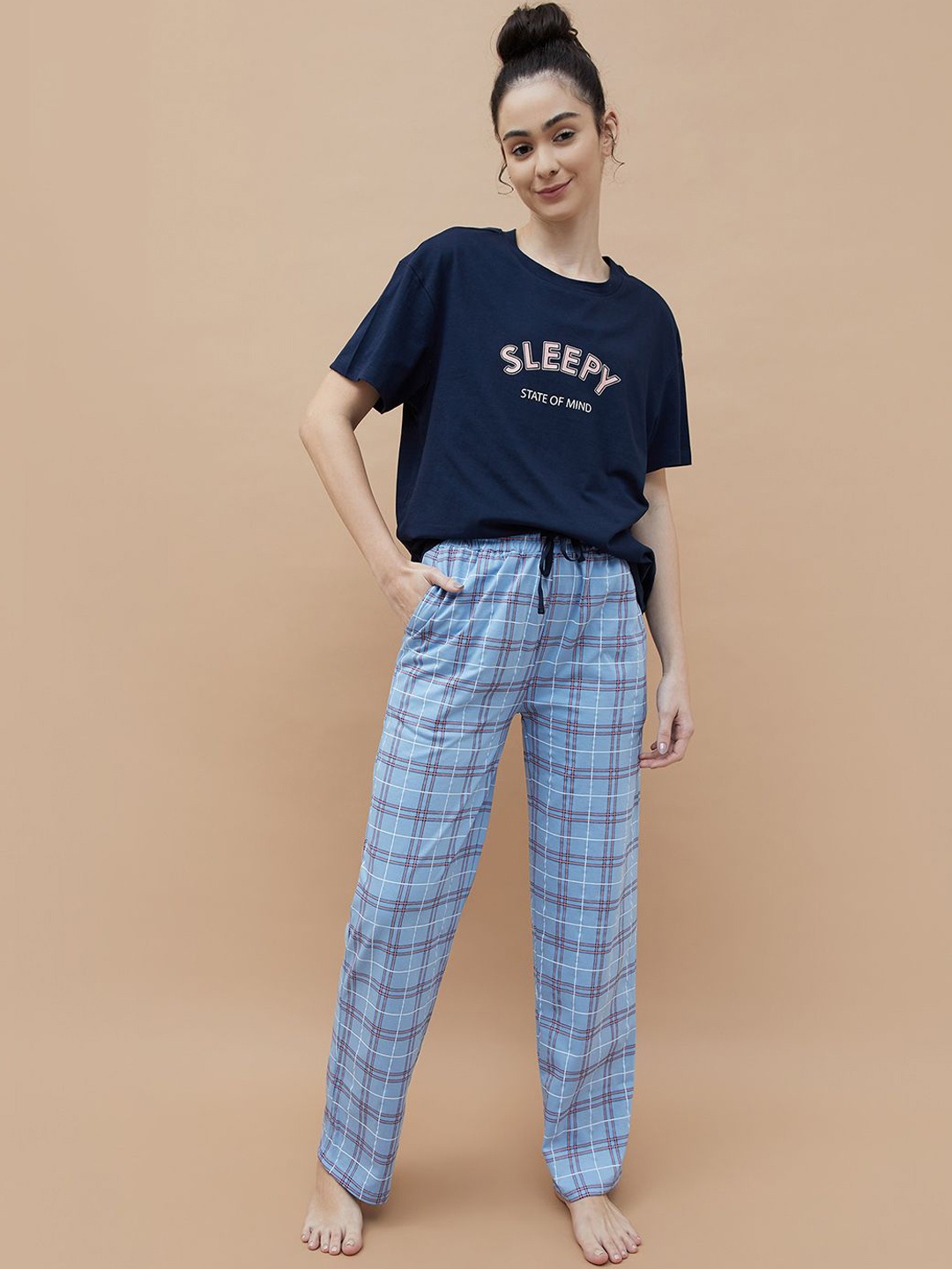 

Ginger by Lifestyle Women Typography & Checked Printed Pure Cotton Night suit, Blue