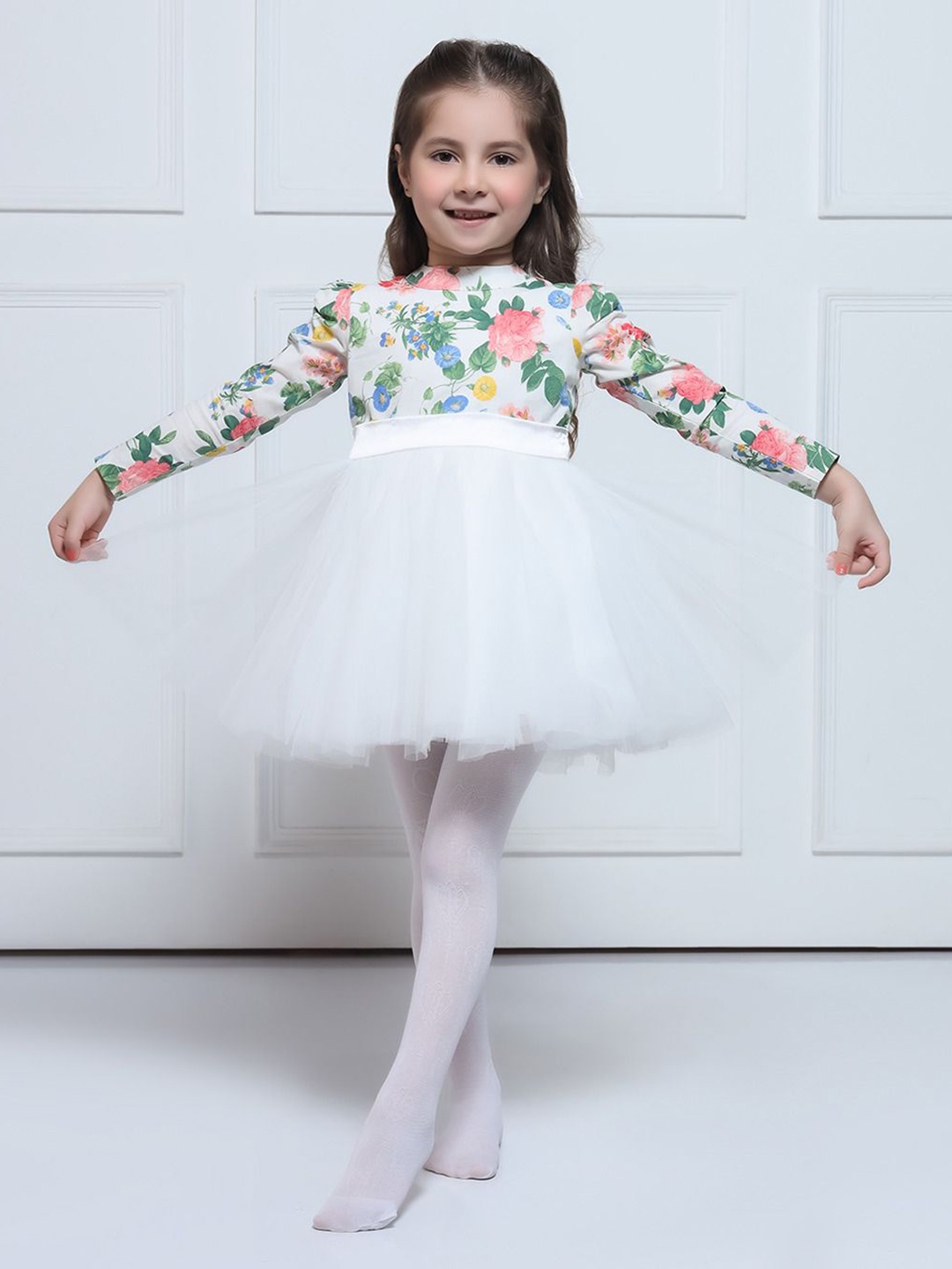 

THE PONY & PEONY CO. Girls Floral Printed Puff Sleeves fit and flare Dress, White